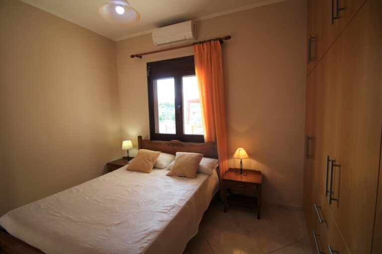 RENTED – Long Term – Central Apartment – Sea Front - 7