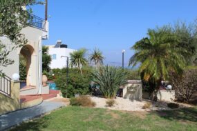 6 Bed Villa For Sale with Pool and Sea Views 21891