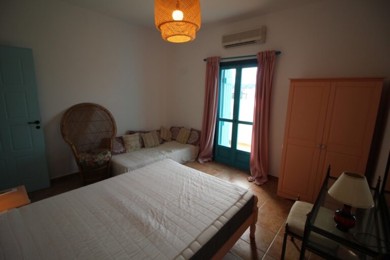 Beautiful Villa with Stylish Interior – 2min to Beach - 22