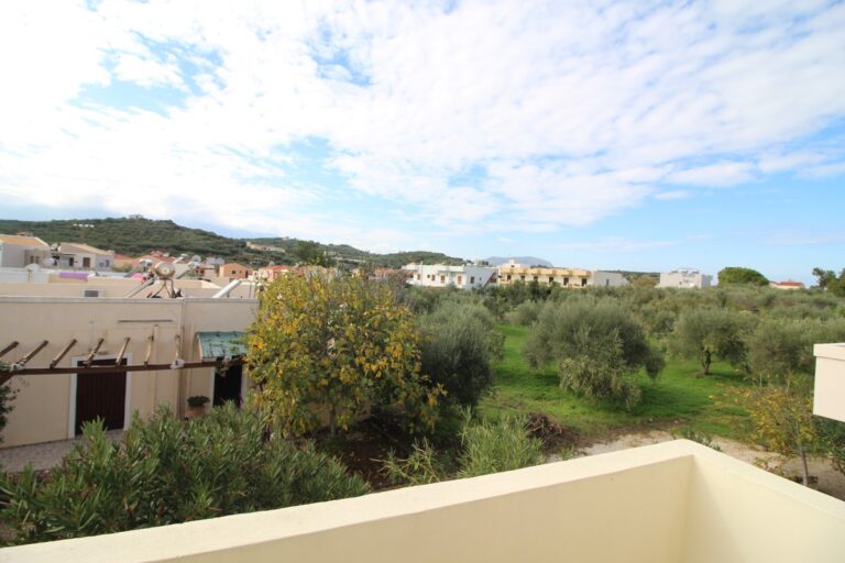 Beautiful Villa with Stylish Interior – 2min to Beach - 23