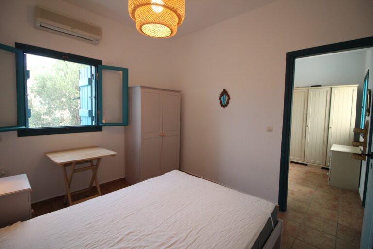 Beautiful Villa with Stylish Interior – 2min to Beach - 28