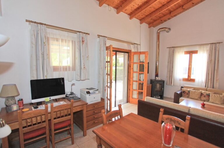 Rented – 3 bedroom, 2 bathroom With Swimming Pool For Rent - 14
