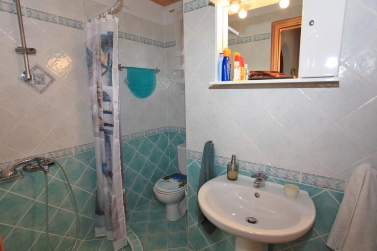 Rented – 3 bedroom, 2 bathroom With Swimming Pool For Rent - 25