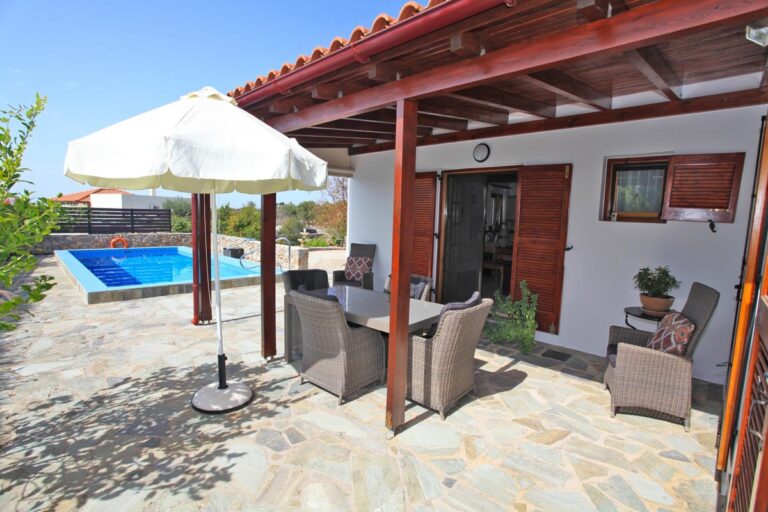 Rented – 3 bedroom, 2 bathroom With Swimming Pool For Rent - 5