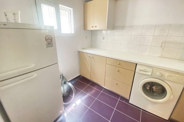 2 Bedroom Semi-Detached house For Rent - 17