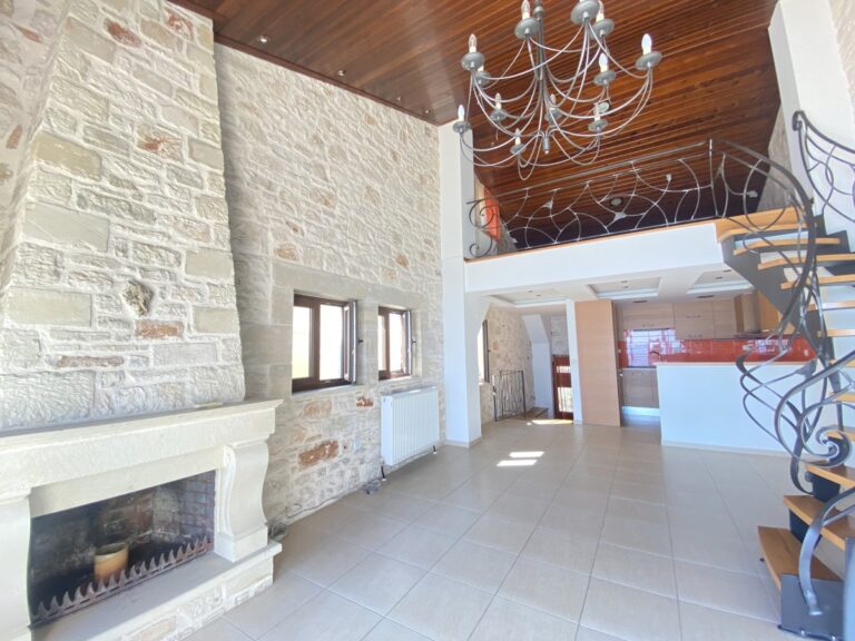 Seafront 2 Floor Stone House For Rent In Kalyves - 4