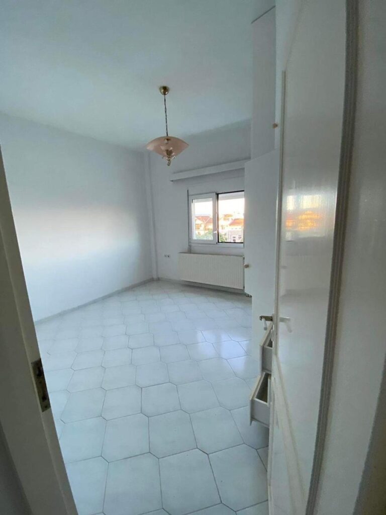 Lovely 3 Bedroom Furnished Apartment to Rent In Kalyves - 8