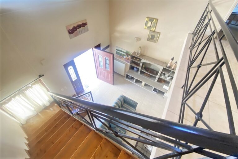 2 Floor 3-bedroom Villa With Private Swimming Pool To Rent - 15