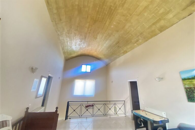 2 Floor 3-bedroom Villa With Private Swimming Pool To Rent - 31