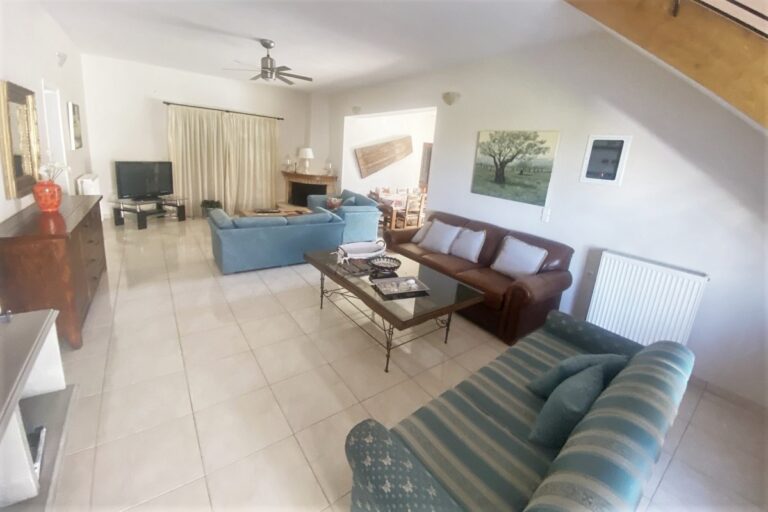 2 Floor 3-bedroom Villa With Private Swimming Pool To Rent - 49