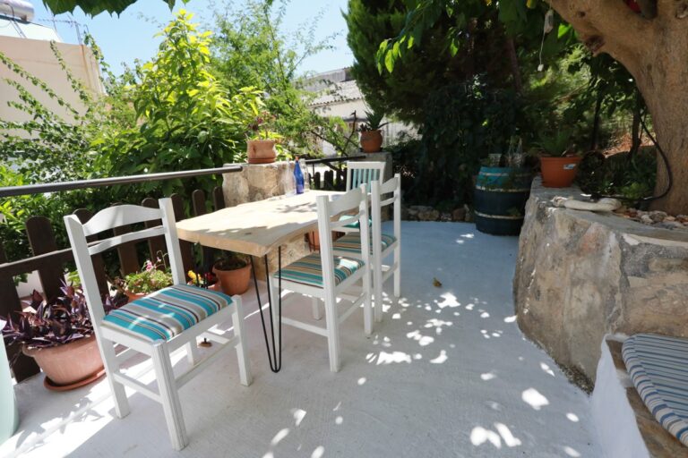 Winter Rent – Ravi Studio 2 - 18