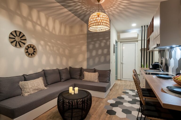 Holiday Rent: Salty Colours Beachfront Apartments in Almyrida - 2