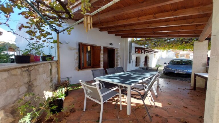 1 Bedroom Village House for Rent in Plaka - 1