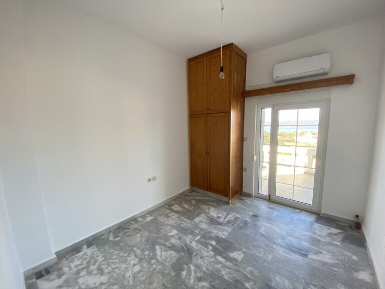 5 bedroom House to Rent In Plaka - 6