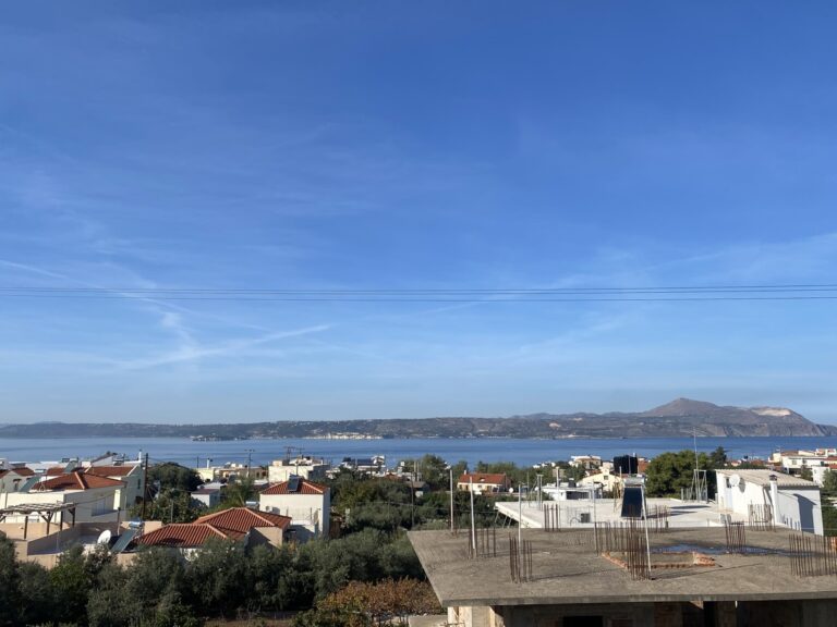 5 bedroom House to Rent In Plaka - 12
