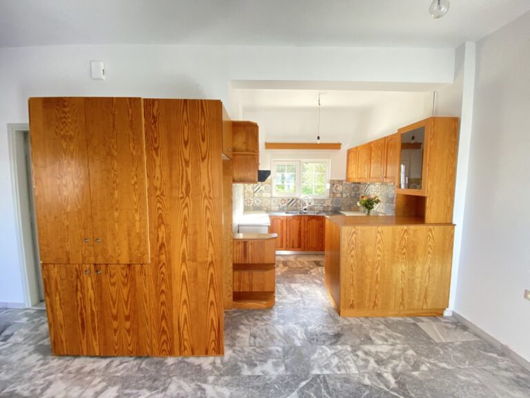 5 bedroom House to Rent In Plaka - 24