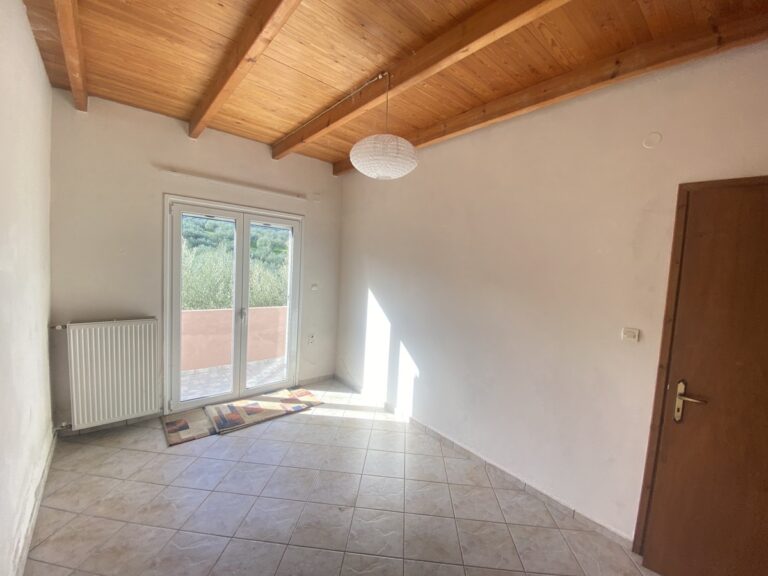 Lovely Apartment For Rent - 4
