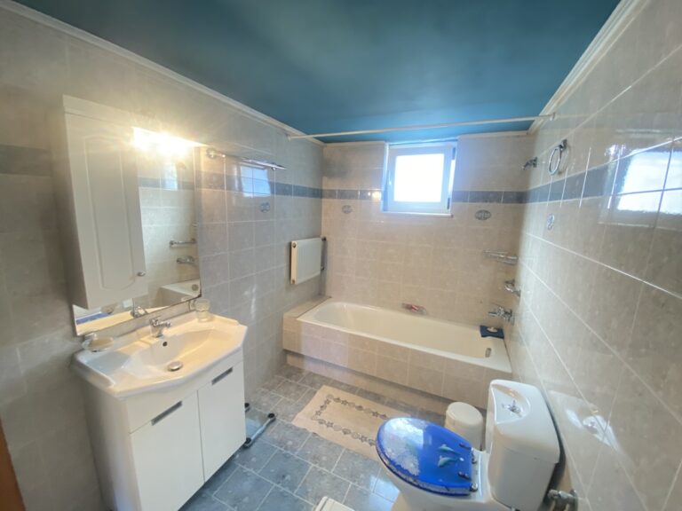 Lovely Apartment For Rent - 8