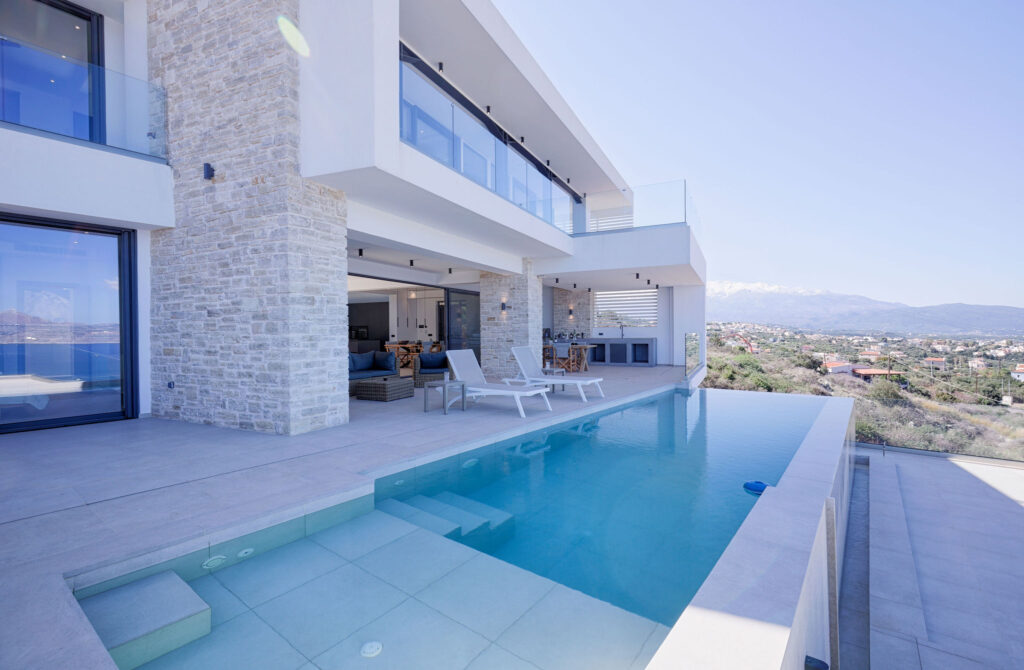 Finishing in 2023, this modern 4 bedroom villa with infinity pool and stunning sea views is absolutely magnificent. Contact us to design and build your custom designed dream home for you.
