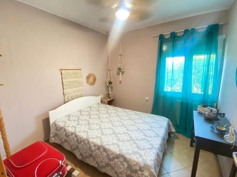 Modern 2 Bedroom Apartment To Rent In Armenoi - 9