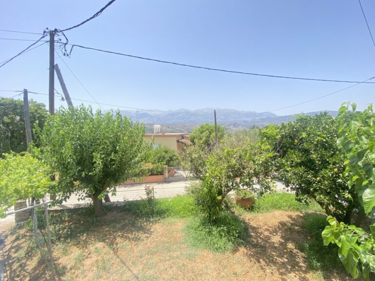 Modern 2 Bedroom Apartment To Rent In Armenoi - 17