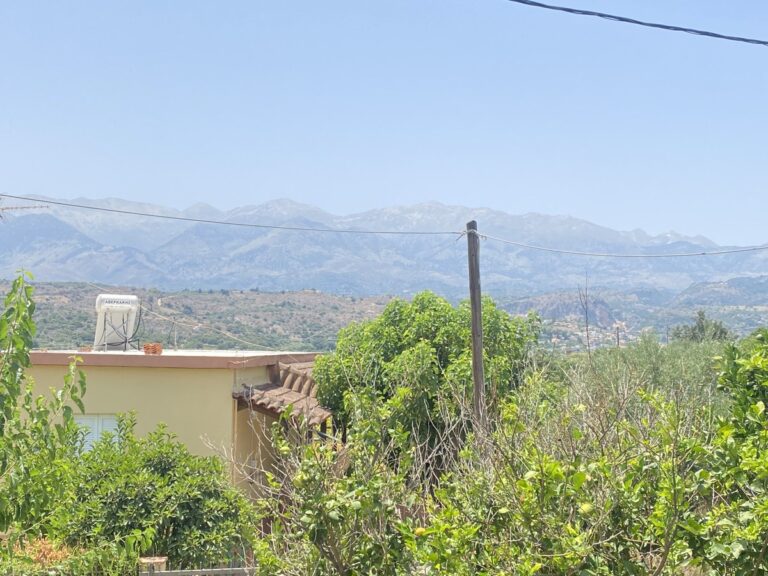 Modern 2 Bedroom Apartment To Rent In Armenoi - 18