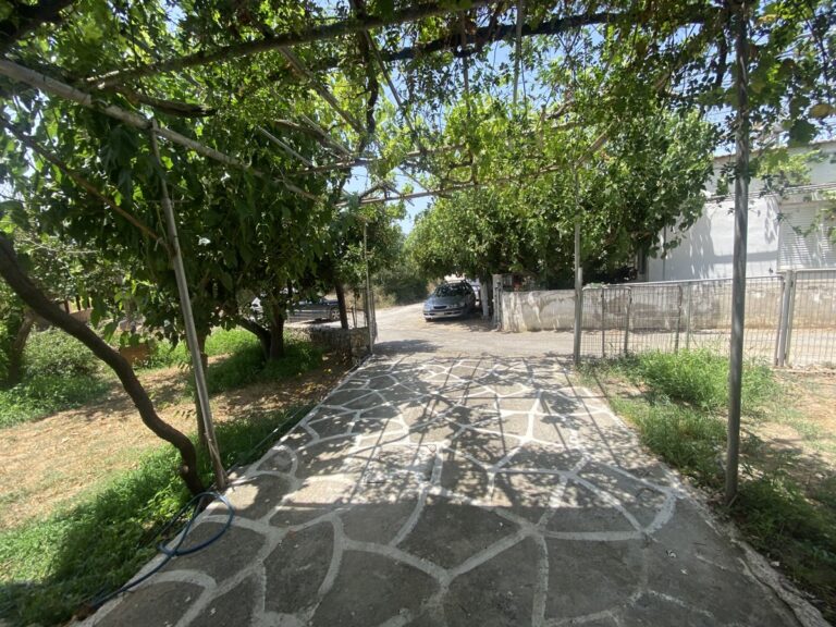 Modern 2 Bedroom Apartment To Rent In Armenoi - 23