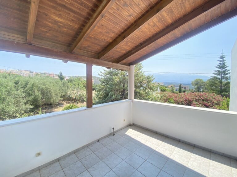 Villa in Plaka with Breathtaking Views and Private Pool For Rent - 