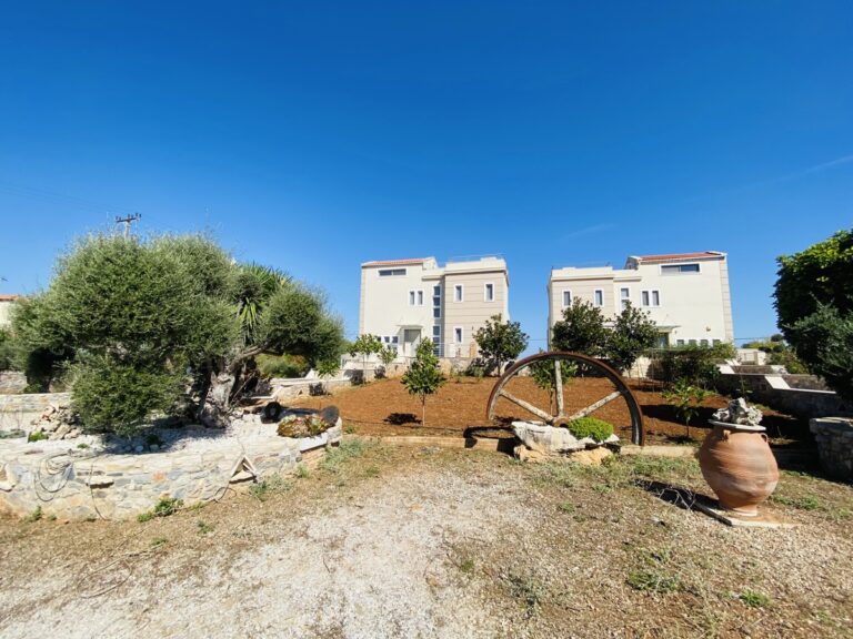 Villa House To Rent in Xirosterni - 5
