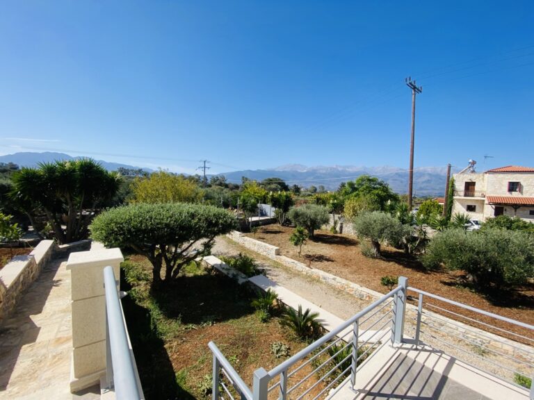 Villa House To Rent in Xirosterni - 7