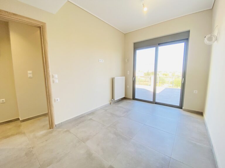 Villa House To Rent in Xirosterni - 27