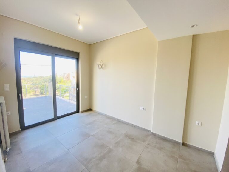 Villa House To Rent in Xirosterni - 35