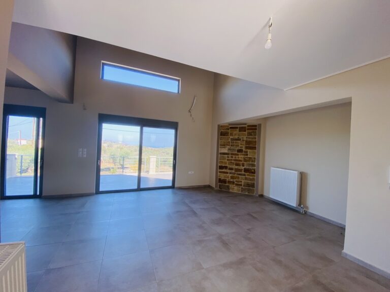 Villa House To Rent in Xirosterni - 50
