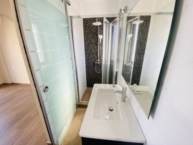 Villa House To Rent in Xirosterni - 62