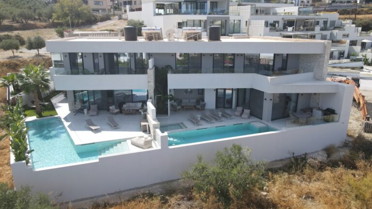 Bella Casa 1&2 -