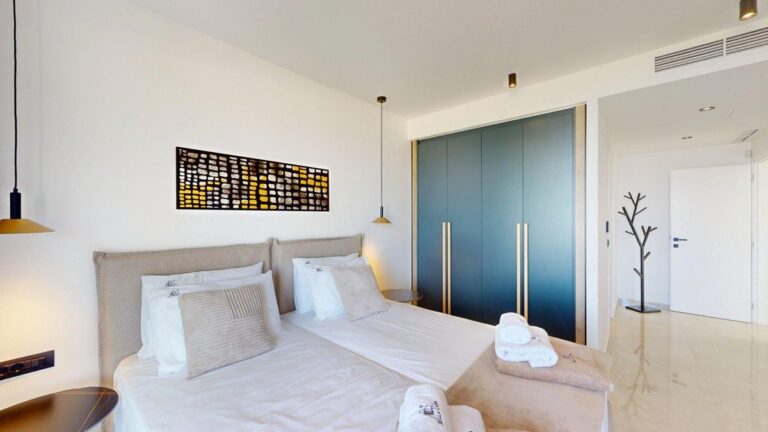 Bella Casa 1&2 -