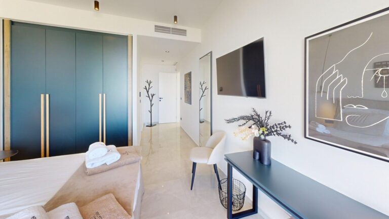 Bella Casa 1&2 -