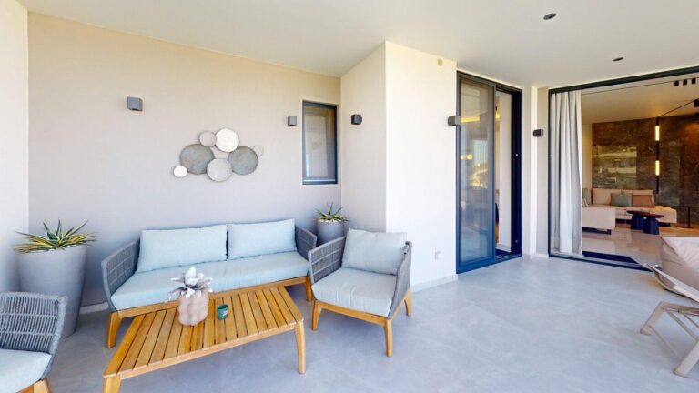 Bella Casa 1&2 -