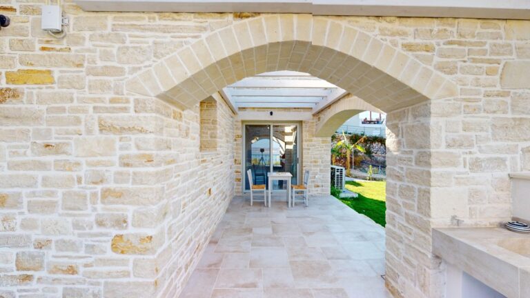 Almyrida Hill Stone Villa - 