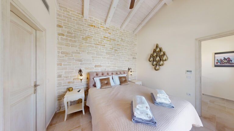 Almyrida Hill Stone Villa - 