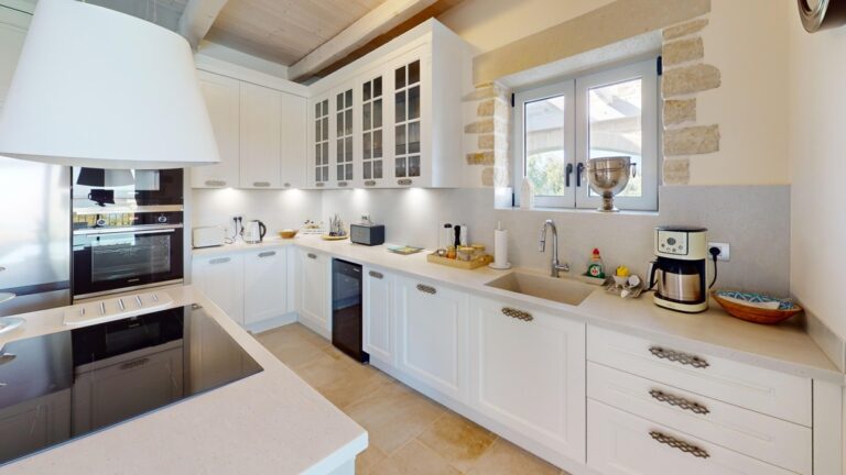 Almyrida Hill Stone Villa - 