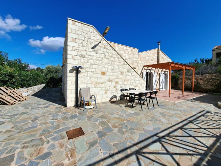 Charming Traditional Stone Villa with Private Pool - 11