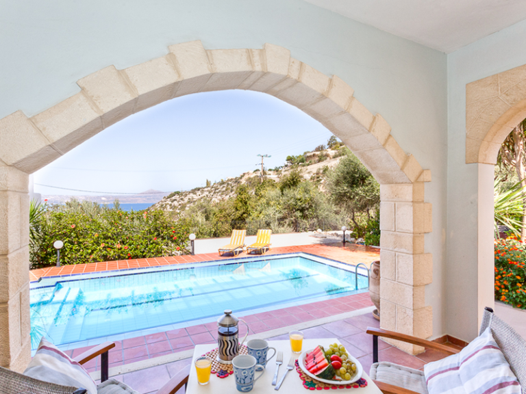 Villa Mistiko Almyrida – Stunning Holiday Home with 2 Apartments - 2
