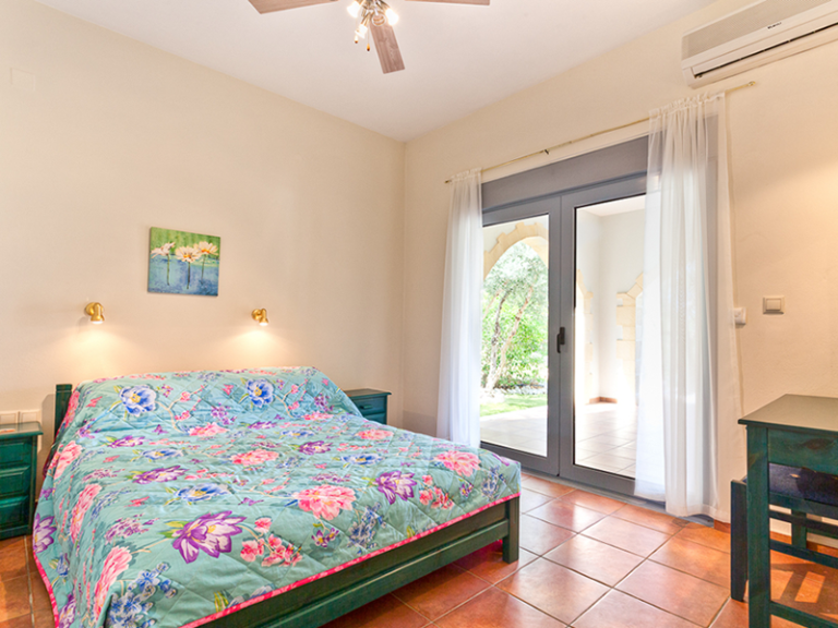 Villa Mistiko Almyrida – Stunning Holiday Home with 2 Apartments - 8