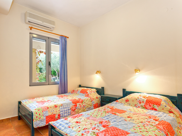 Villa Mistiko Almyrida – Stunning Holiday Home with 2 Apartments - 10