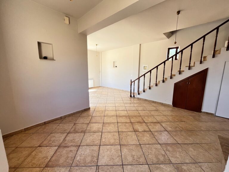 Three Bedroom Long Term Rental with Sea Views in Aptera - 1