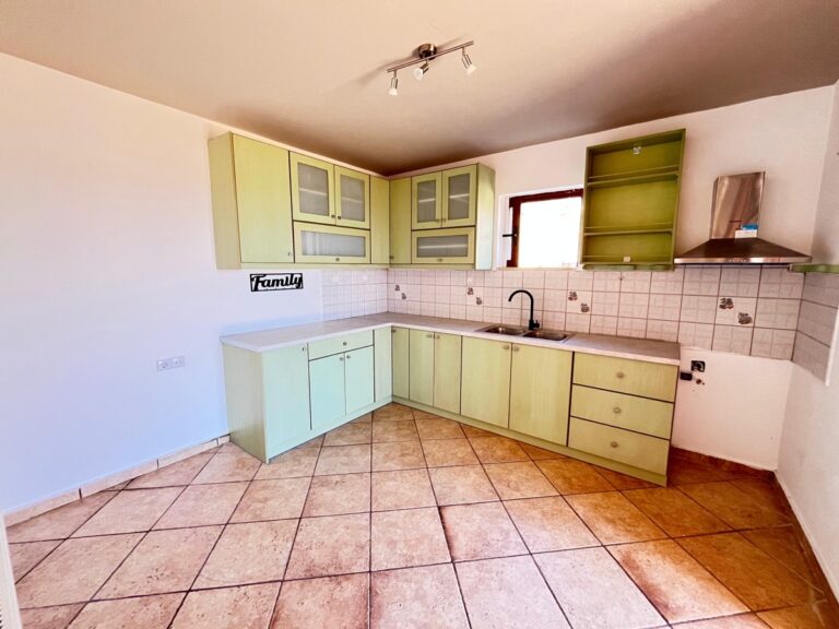 Three Bedroom Long Term Rental with Sea Views in Aptera - 6