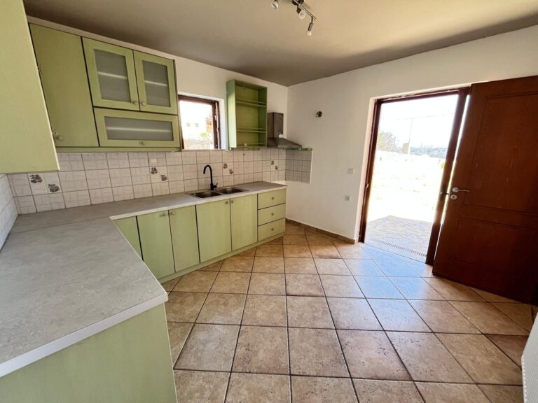 Three Bedroom Long Term Rental with Sea Views in Aptera - 9