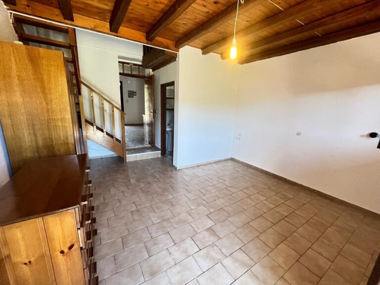 2 Long-Term Rentals in Vryses Village - 20