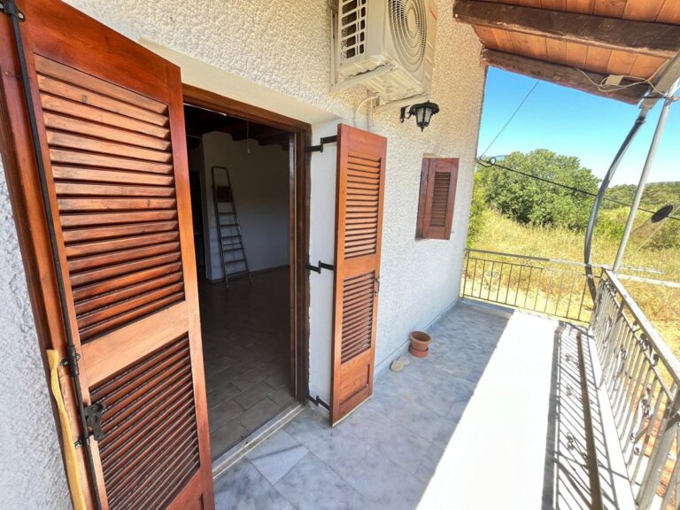 2 Long-Term Rentals in Vryses Village - 27